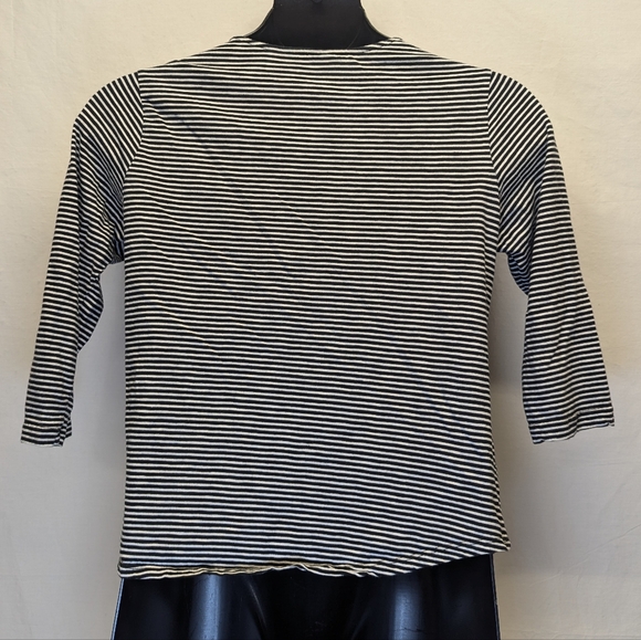 Cathy Daniels Half-Sleeve Striped Shirt with Embroidered Floral Design VTG - Picture 2 of 8